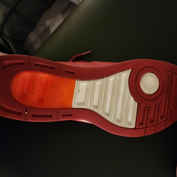 Red Mens Jordan's - Picture 6 of 6